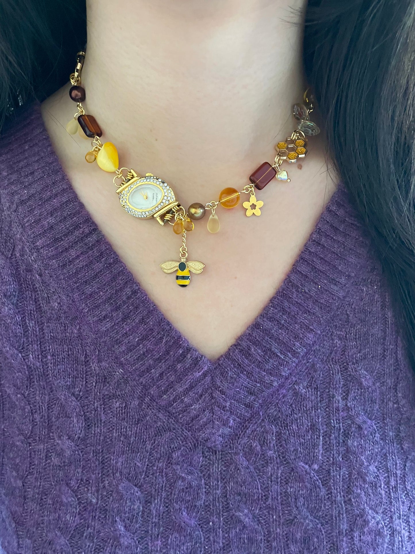 bee necklace