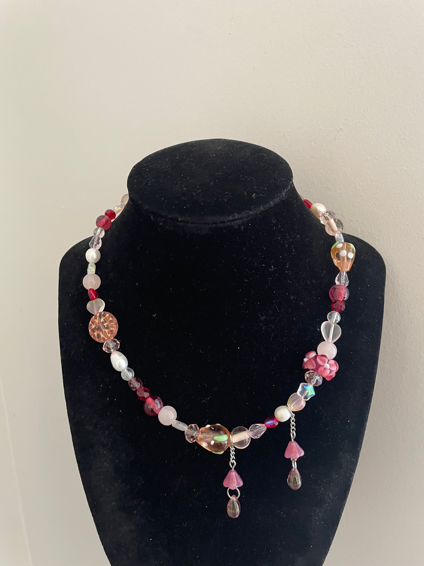 berry bud necklace
