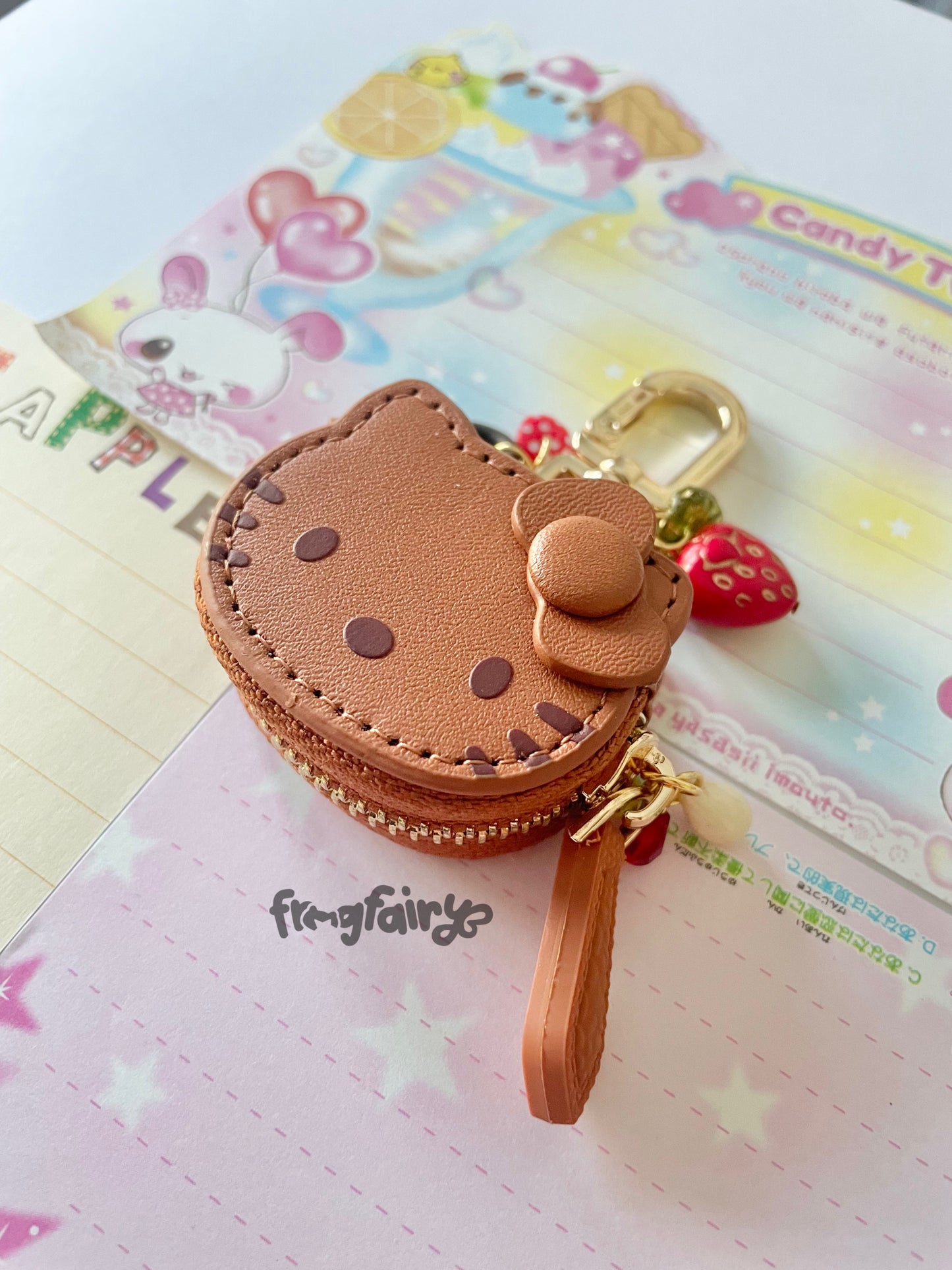 tan kitty keychain pouch