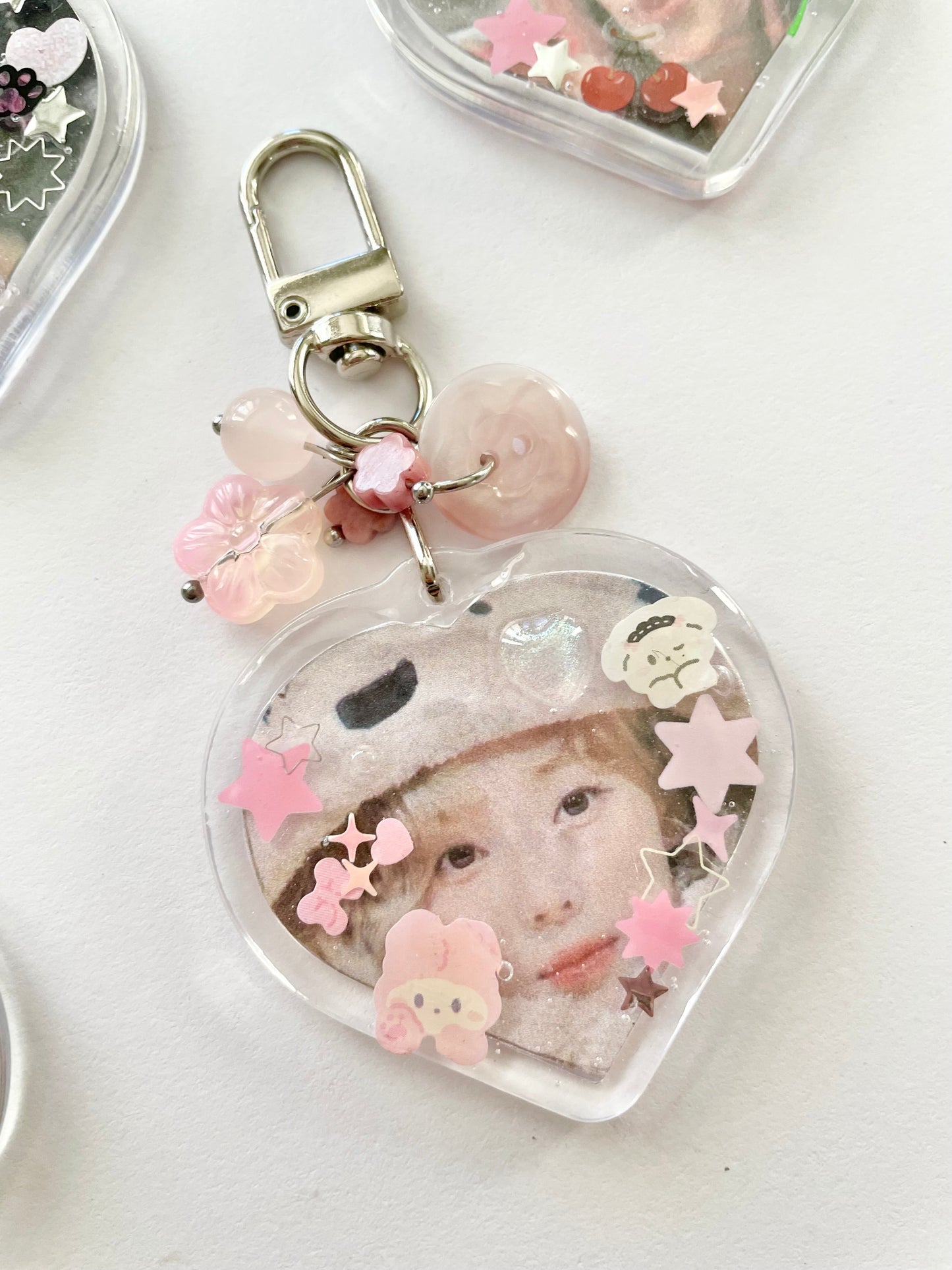 kpop girl group keychains (assorted)