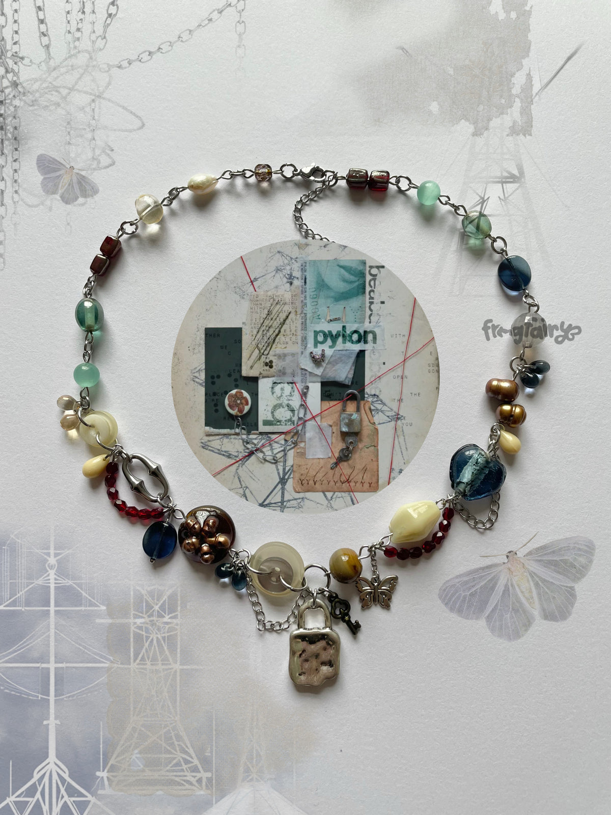 beabadoobee pylon necklace