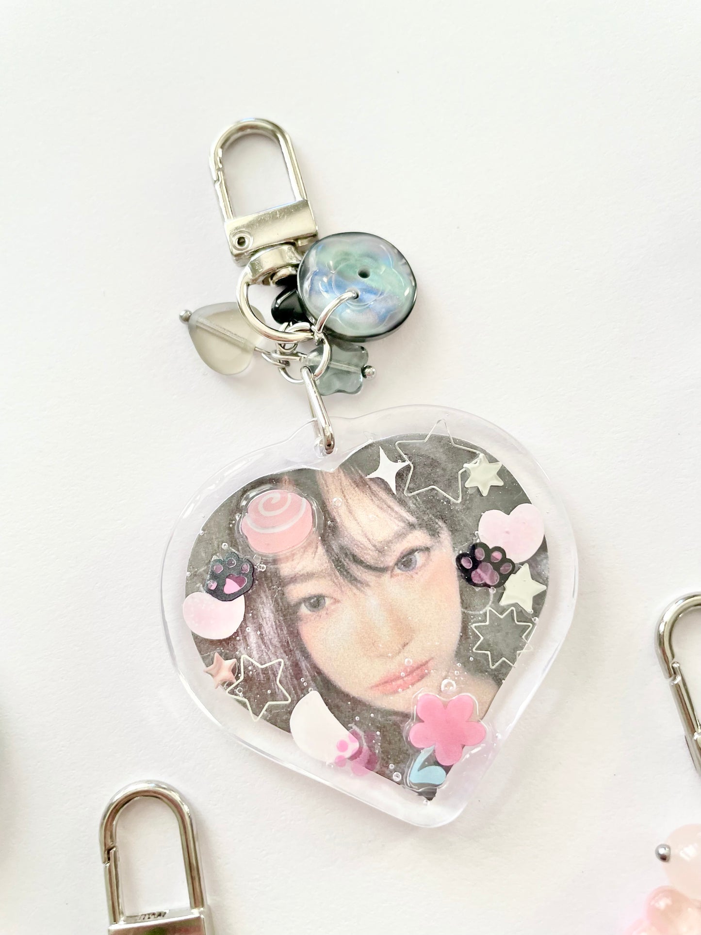 kpop girl group keychains (assorted)